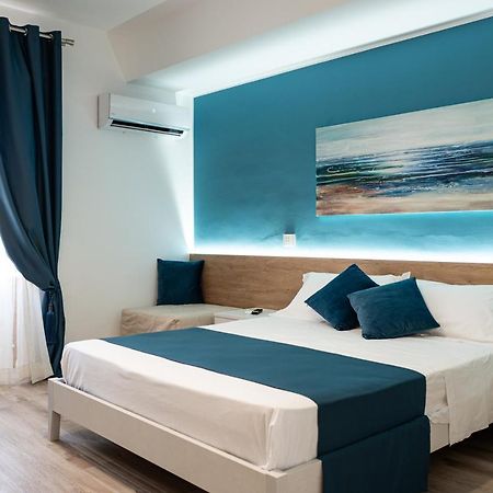 A Due Passi - Guest House Санто-Стефано-ди-Камастра Экстерьер фото